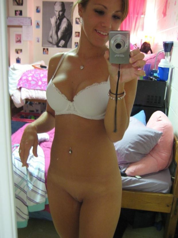 Bottomless selfie
