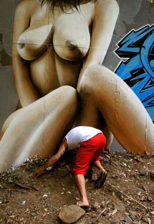Go down, baby...