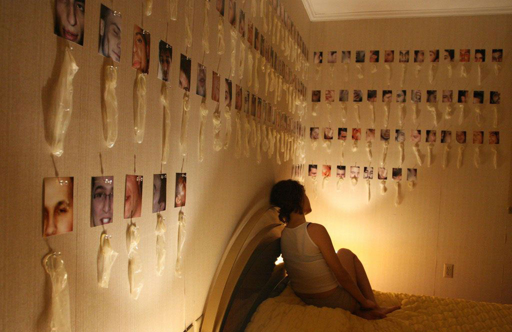 comdoms rooms !