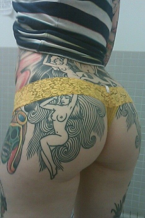 Awesome photo with a gorgeous ass