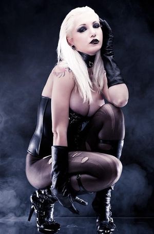 Susan Wayland - German Fetish Model.