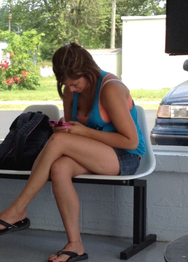 I may need to sell my washer and dryer and start hitting up the local laundromat.Â  Maybe next time shes on twitter or the internet, she wil