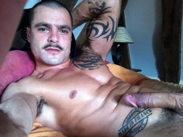 gay pornstar Issac Jones. big cock. big dick.