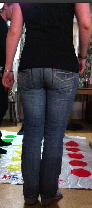 hot jeans ass on a party 3/3