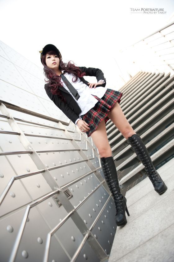 Im Soo Yeon â€“ hot police girl