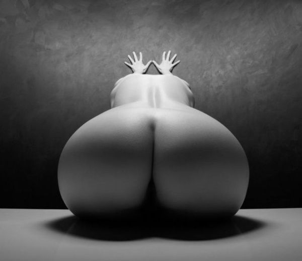 Stunning booty in hot picture