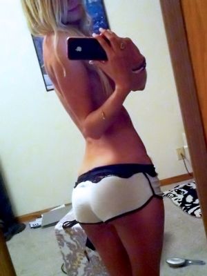 Hot ass amateur in awesome beginners selfshot picture