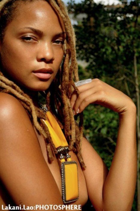 Amazing dreadlocks! Kind of looks like Lynn Whitfield a little, no?