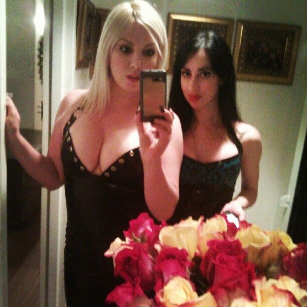 Lexi & Mina