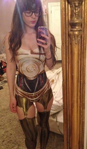 Hot g-string pic with a stunning brunette stockings