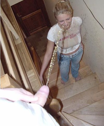 Superb blonde in this incredible fucking picture