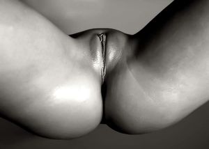 Beautiful novice in a awesome novice pussy photo