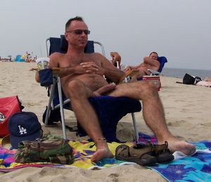 I love going to the nude beach with my dad.