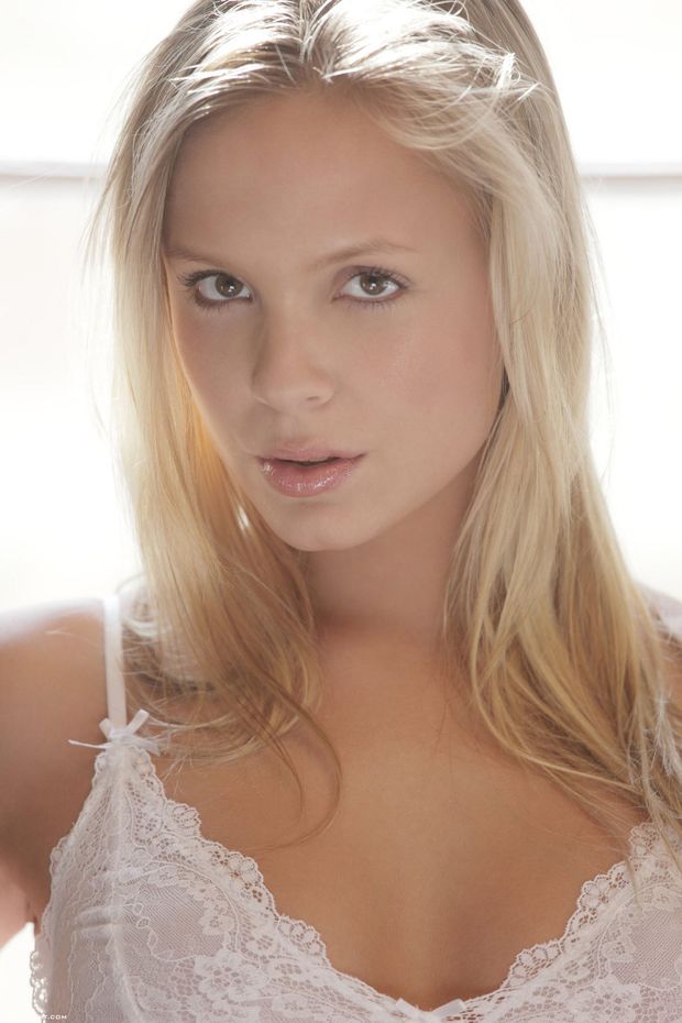 Stunning blonde teen in a hot photo