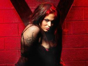 Curvy Fetish Mistress awaits you!