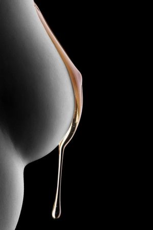 Amazing jugs in amazing pic