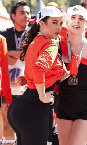 Hot homemade pic with a gorgeous brunette booty