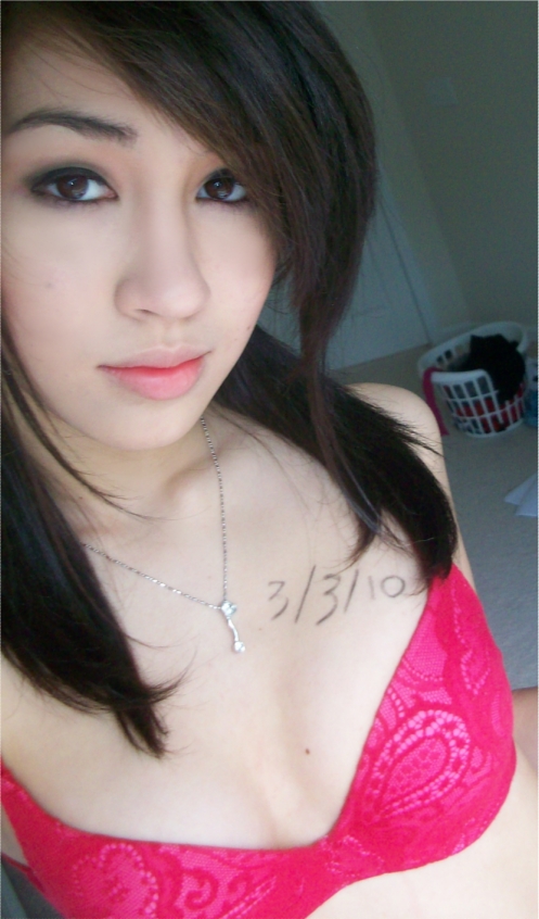 Stunning homemade in this incredible rookie pic