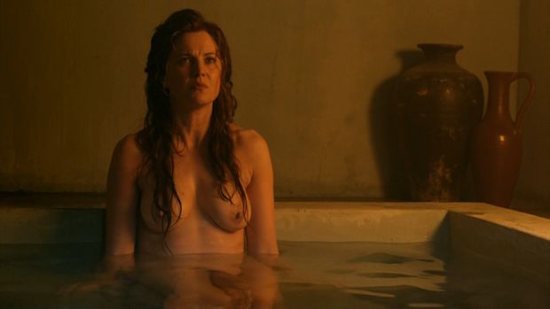 Lucy Lawless topless
