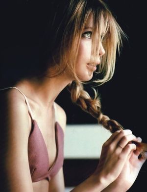 Sexy teen rookie in hot amateur pic