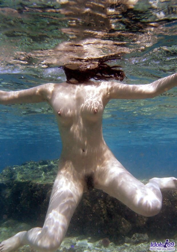 Amazing chinese in hot vagina photo