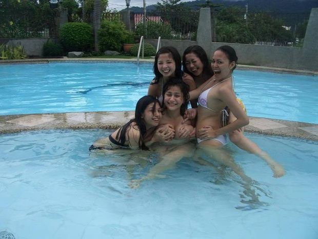Maui Taylor and friends