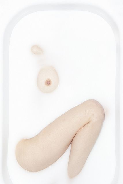 Sexy boobs in this incredible pic