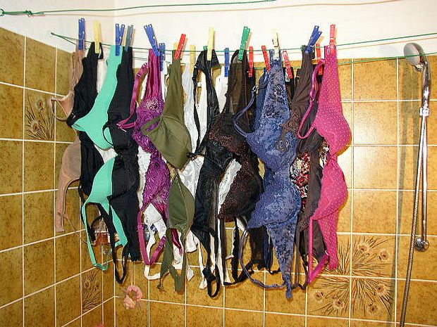 Awesome pic with superb bra