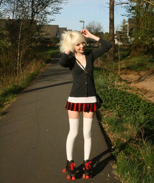 MINISKIRT
