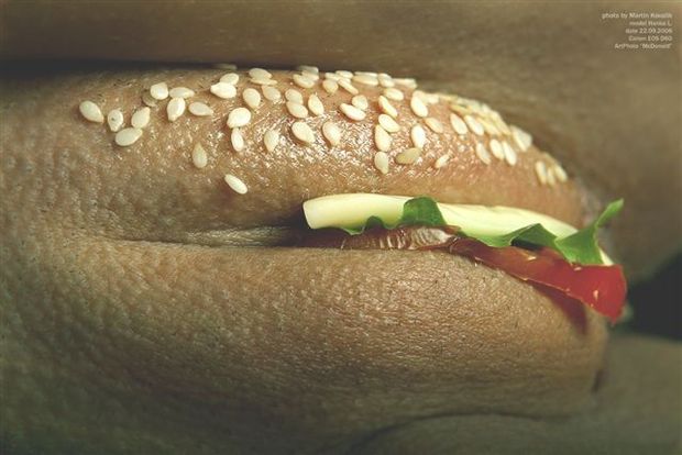 Got to love a delicious looking pussy.