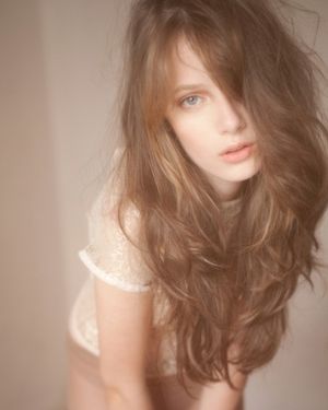 Sexy brunette teen in a hot pic