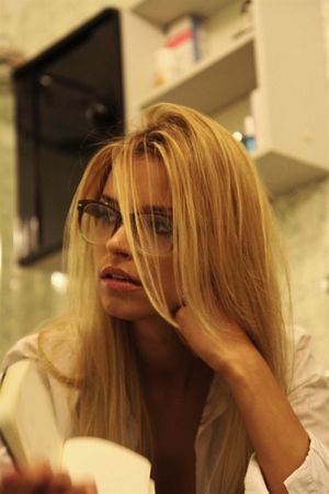 Girls in glasses, always....