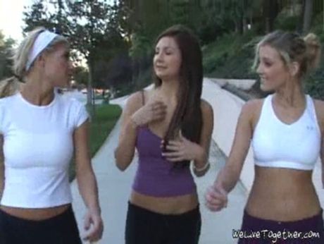 Amy Reid and Carli Banks