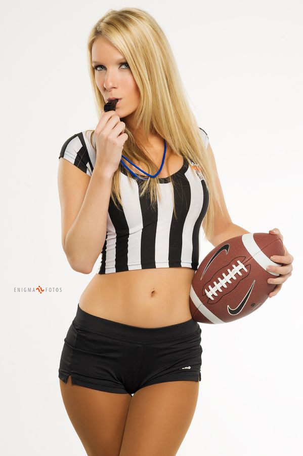 Hot blonde, American football