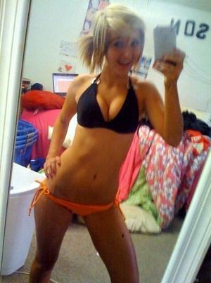 Superb hooters in this awesome amateur selfshot photo