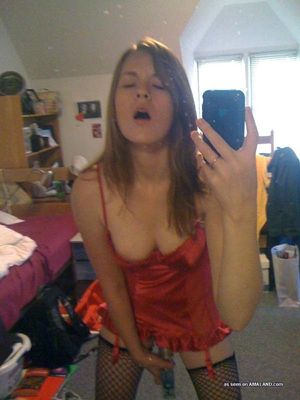 Lovely teen in this amazing picture