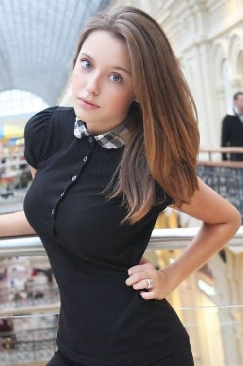 Stunning brunette in this incredible photo