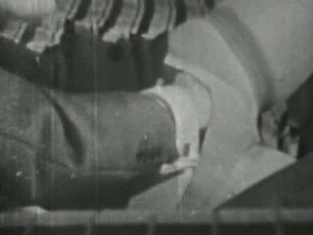 A hand in her panties, this was the kind of porn back in the days, foreplay was a big part of vintage porn, check out how it was done!