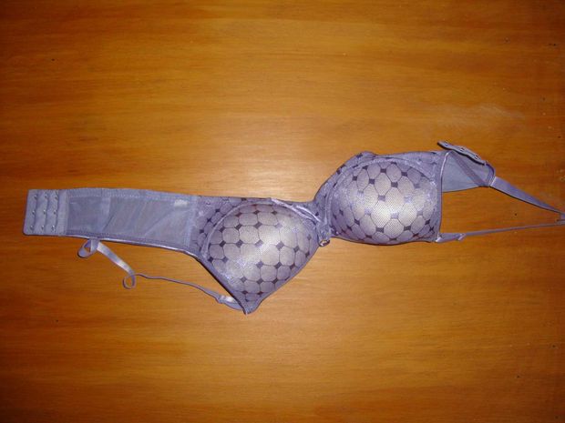 Hot lace in a incredible picture