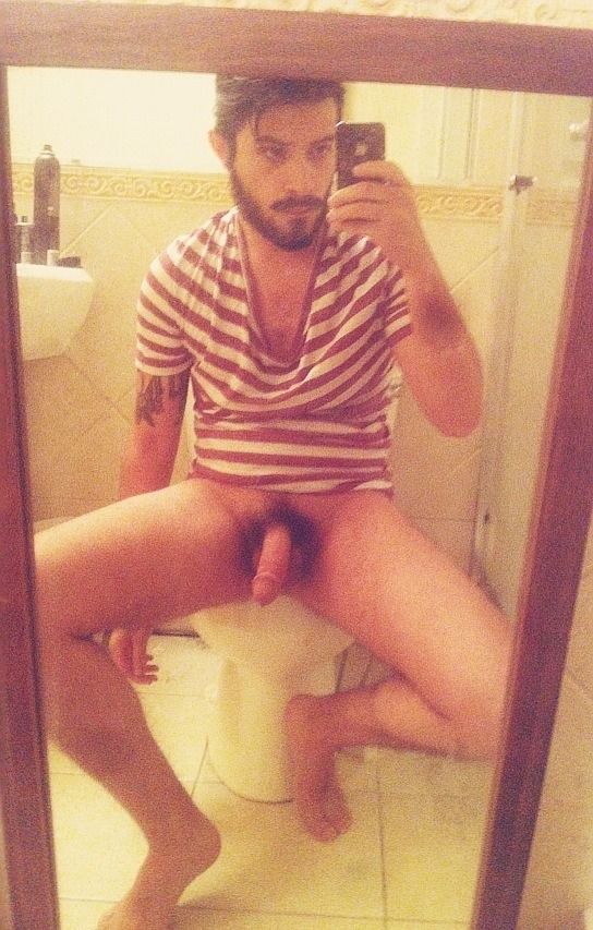 Hot bearded guy with your iPhone! â™¥
