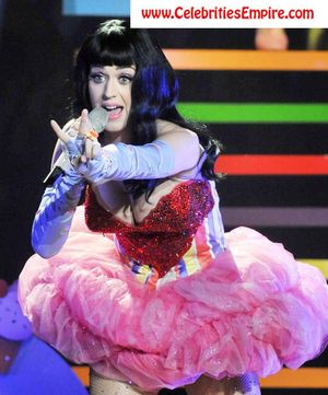 she looks like a cupcake