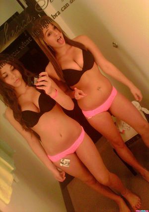 Sexy teen in this amazing photo