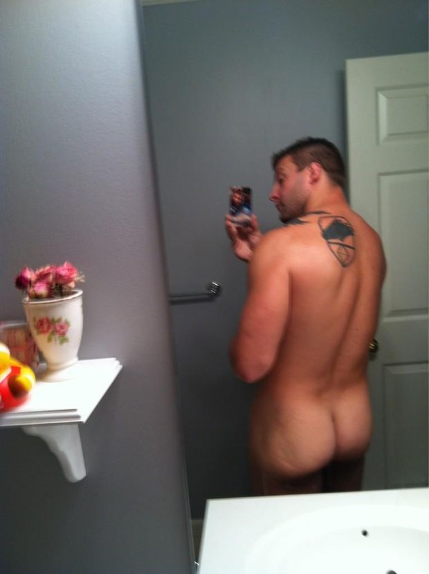gay pornstar Colby Jansen!