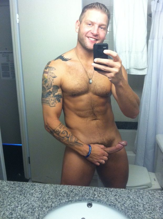 gay pornstar Colby Jansen!