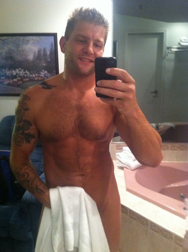 gay pornstar Colby Jansen!
