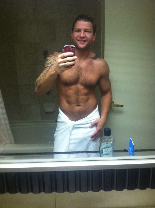 gay pornstar Colby Jansen!