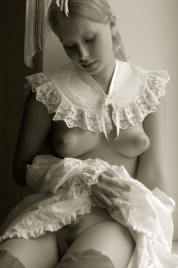 Lovely hooters in hot photo