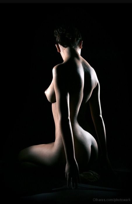 Hot asian in a awesome photo