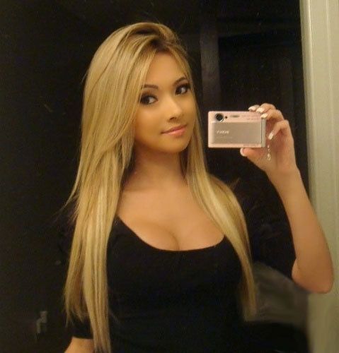 Gorgeous japanese jugs in a amazing selfshot picture
