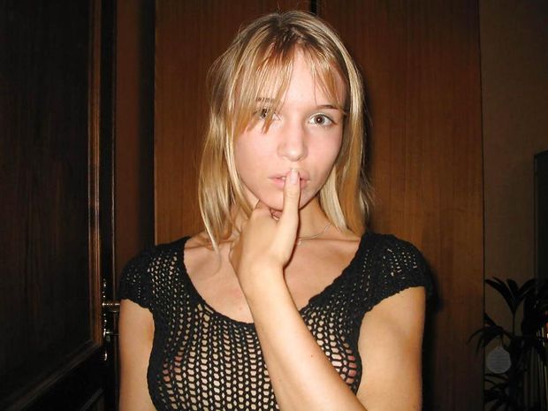 Amazing pic with a gorgeous blonde